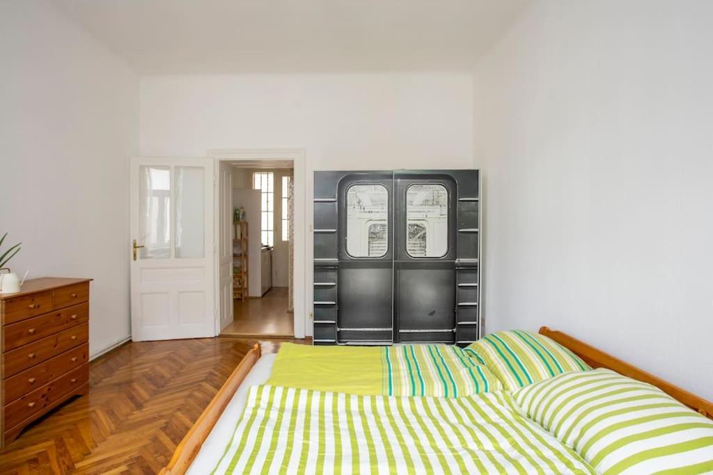 Vintage Living In The Heart Of Vienna. Wenen